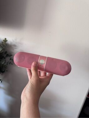 Beats by Dre Pill+ Portable Bluetooth Speaker - Pink